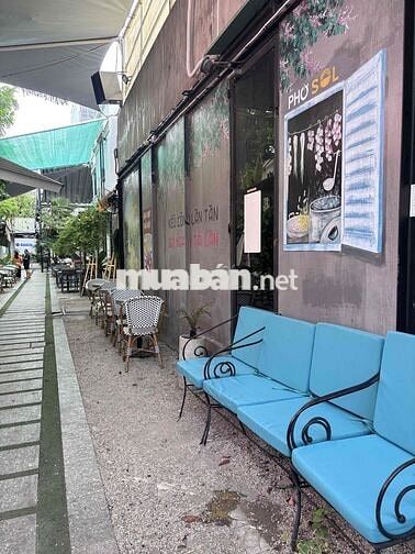 Cần Tuyển 5 phục vụ & 2 Thu Ngân lương 10 chịu