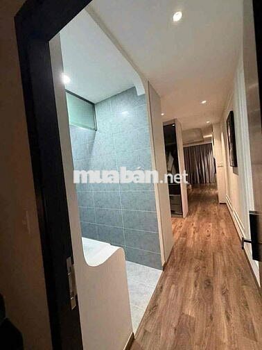 NHÀ PHỐ FULL NỘI THẤT HIỆN ĐẠI 1/ TÔKY GẦN TRƯỜNG , CHỢ BẮP..