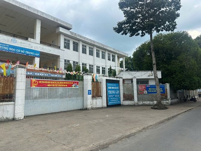 nuôi con học bán gấp đất 160m2, giá 1,2 tỷ ở đường Trung Lập Thái Mỹ