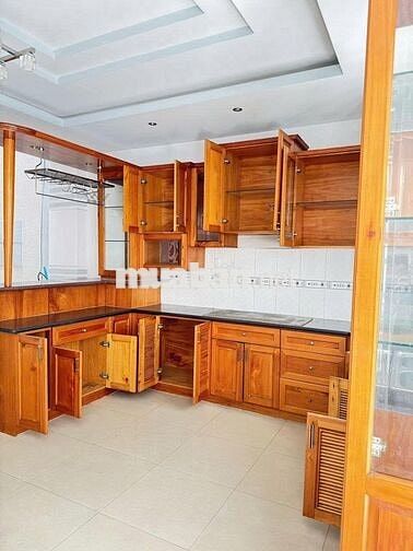 Bán Nhà  Đường 12m Nội Bộ - 5m x 20m - 100m2 - 3 Lầu -5PN - P5 Q8