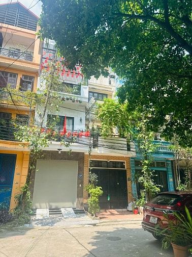 Bán nhà KBT 7,5 Tầng Khu Phân Lô Nguyễn Chí Thanh - Xã Đàn Mới 