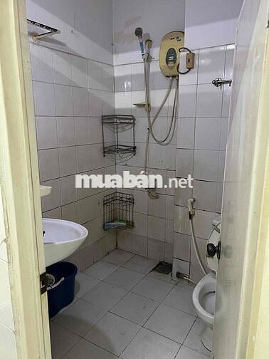 Cho thuê chung cư 3 PN, hai ban công, nội thất đầy đủ