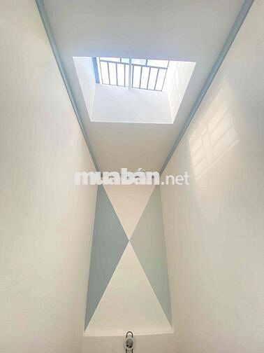 bán nhà 2 lầu p.tân phong 144m2