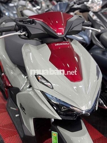 AB160 ABS 2026 Chính Chủ Xám đỏ 200KM siêu lướt💥