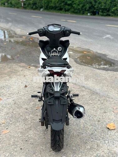 Yamaha Exciter 150 Trắng đen Zin