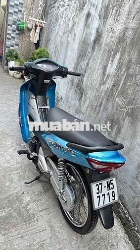 Honda Wave xanh