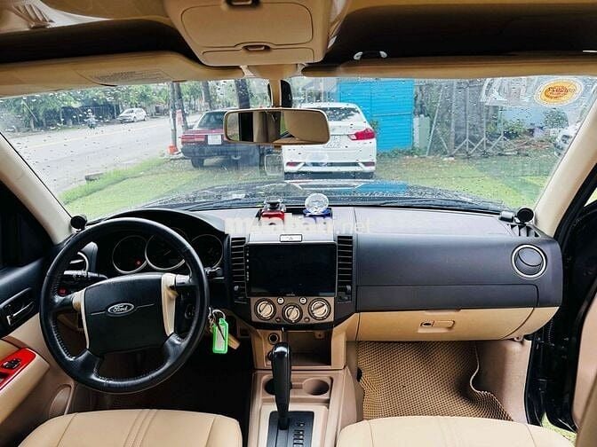 Ford Everest 2011 Tự động, siêu cọp, Hàng hiếm