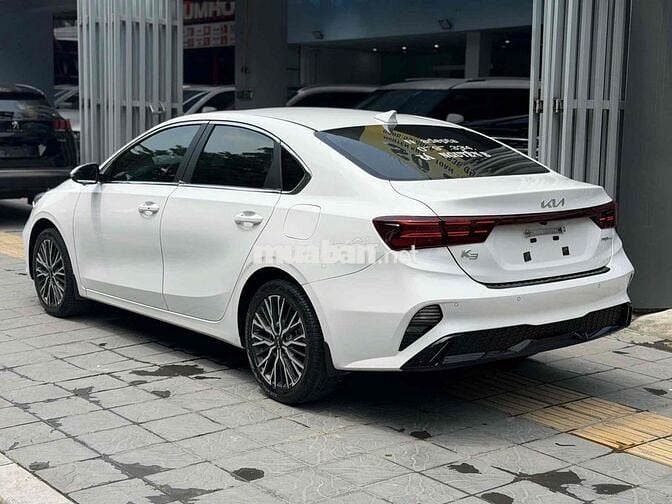 Kia K3 Premium 2.0 AT 2025 Trắng cam360 màn androi