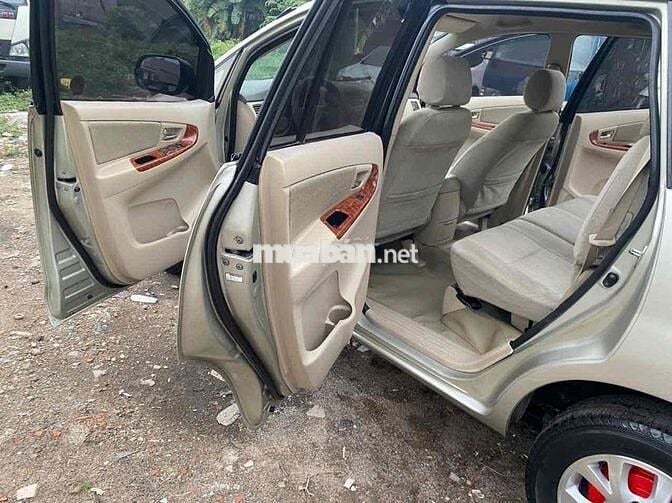 Toyota Innova 2007 Số sàn Vàng cát