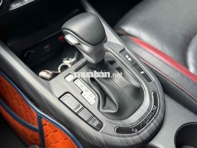 Kia K3 Premium 2.0 AT 2025 Trắng cam360 màn androi
