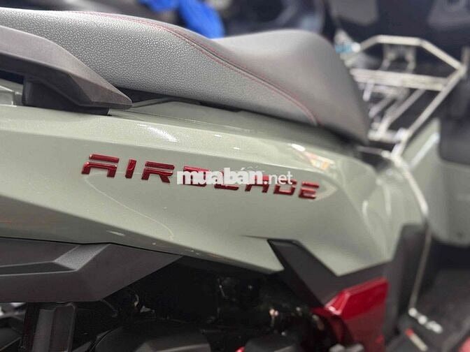 AB160 ABS 2026 Chính Chủ Xám đỏ 200KM siêu lướt💥
