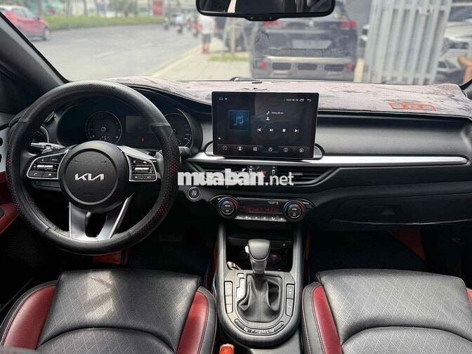 Kia K3 Premium 2.0 AT 2025 Trắng cam360 màn androi