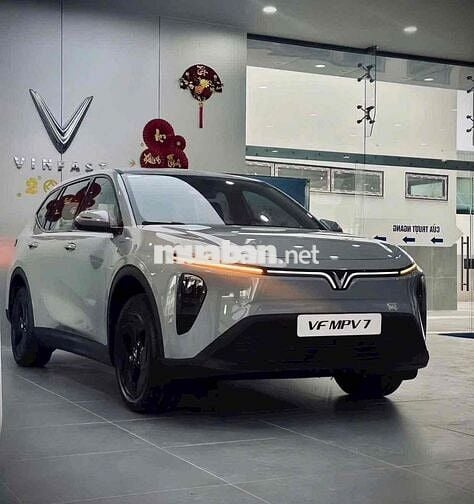 VINFAST MPV 7 TRẢ TRƯỚC TỪ  62 TRIỆU