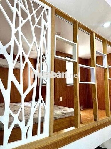 DUPLEX TRUNG TÂM PHÒNG RỘNG THOÁNG MÁT