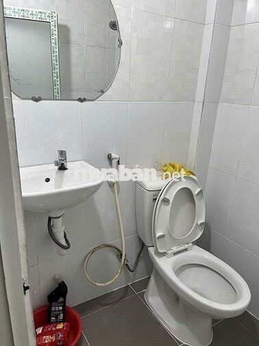 cần cho thuê nhà ở hoặc làm xưởng