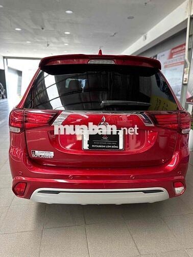 Mitsubishi Outlander Premium 2022 Đỏ 43.400 km