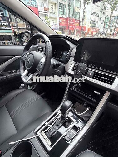 Mitsubishi Xpander 7 chỗ Đen 26.658 km