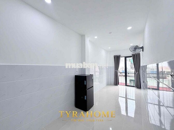 Căn Hộ Mới 100% Free Tiền Nhà Thág 7 Có Thang Máy Phòng Balcony Thoáng