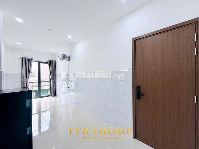 Căn Hộ Mới 100% Free Tiền Nhà Thág 7 Có Thang Máy Phòng Balcony Thoáng