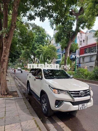Toyota Fortuner 2018 Trắng Tự động