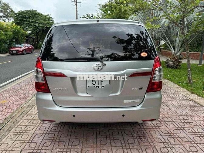 Toyota Innova 2016 2.0E - 86 km