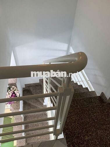 Cho thuê nhà 2PN 2WC gần Ngã Tư Ga, mới sửa, giá 6 triệu