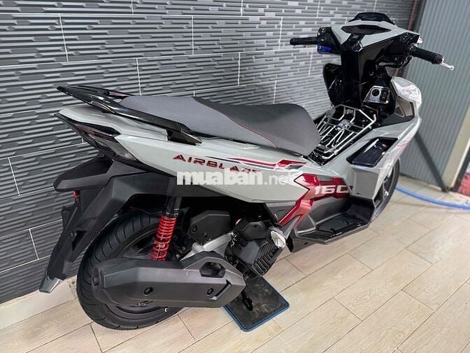 Honda Air Blade 160 ABS 2025 Trắng đỏ 70km