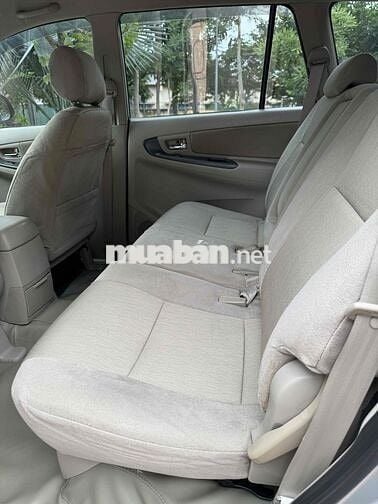 Toyota Innova 2016 2.0E - 86 km