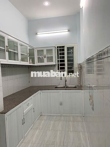 Cho thuê nhà 2PN 2WC gần Ngã Tư Ga, mới sửa, giá 6 triệu