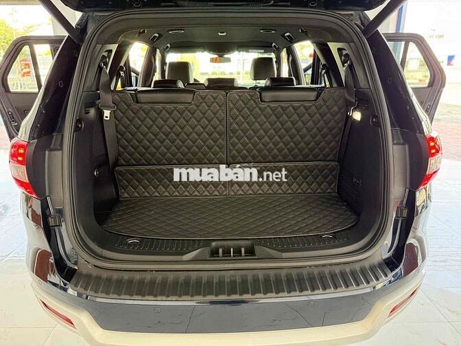 Ford Everest Titanium 2022 4x2 BiTurbo Đen