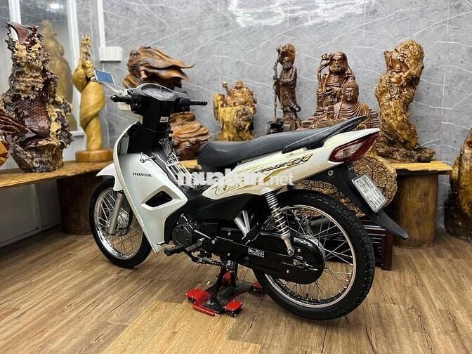 Honda Wave A 2022 chính chủ biển SG máy zin