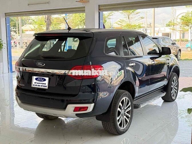 Ford Everest Titanium 2022 4x2 BiTurbo Đen
