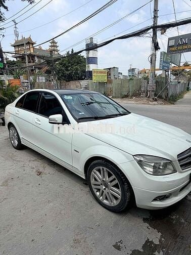 Mercedes-Benz C-Class Trắng 142.357 km