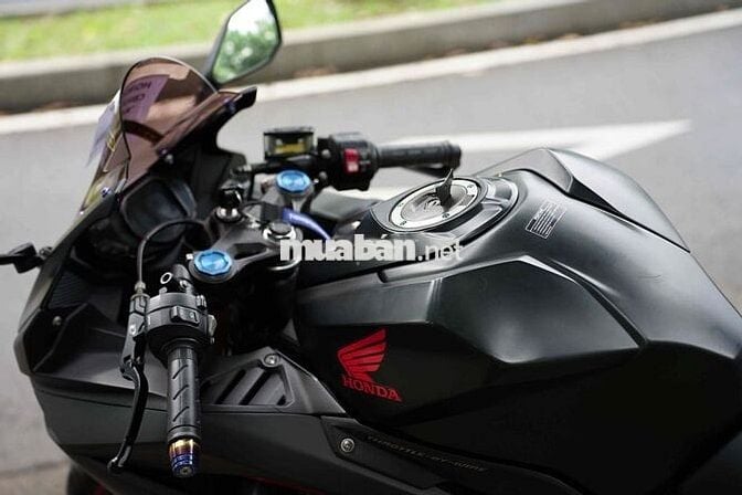 ❤️🐷 Honda CBR250RR 2018 Đen có đổi xe và góp