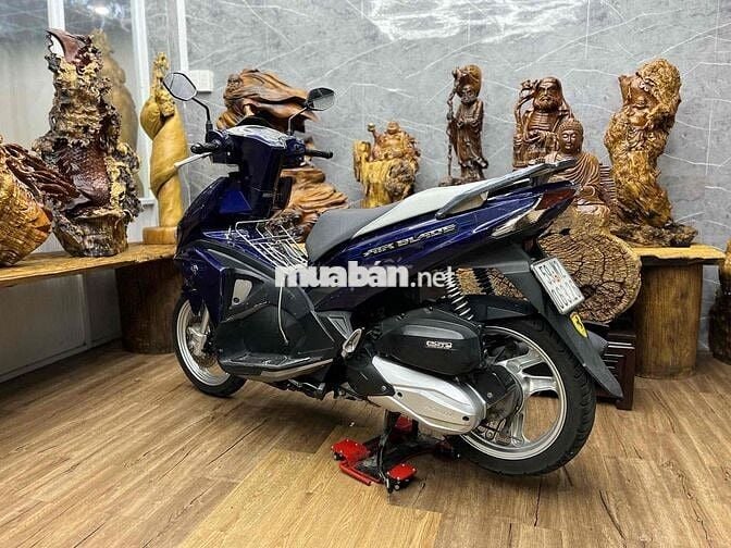 Honda Airblade 2017 chính chủ bstp máy zin