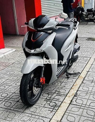 Honda SH 160i ABS 2026 Xám 591 km