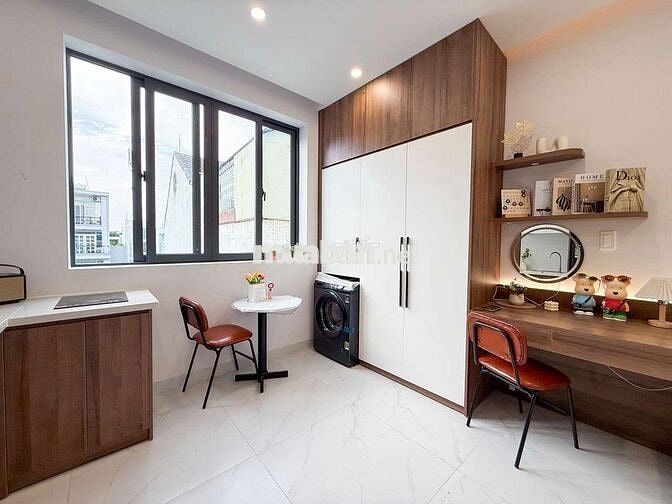STUDIO NGAY TRUNG TÂM THIẾT KẾ TONE GỖ, GẦN Q4,Q1