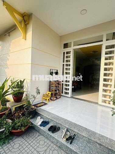 BIỆT THỰ VƯỜN 300M2,  NGANG 15M CHỈ 8.X TỶ.