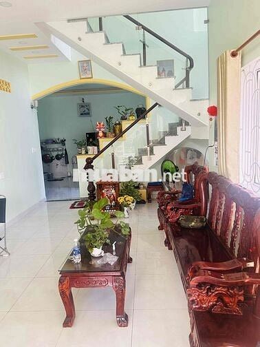 BIỆT THỰ VƯỜN 300M2,  NGANG 15M CHỈ 8.X TỶ.