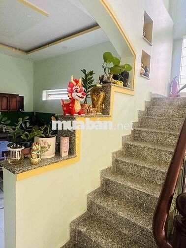 BIỆT THỰ VƯỜN 300M2,  NGANG 15M CHỈ 8.X TỶ.