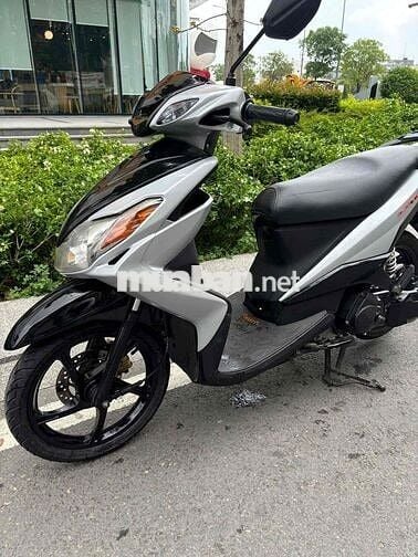 Yamaha Luvias 2011 Xám Xi Măng máy zin êm