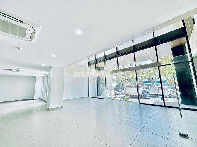 CHO THUÊ TOÀ BUIDING 3.100M2  MỚI XÂY DỰNG QUẬN 3 
