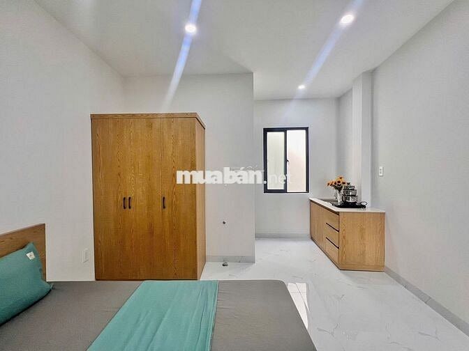 Phòng tiện nghi tòa nhà sạch đẹp - Nguyễn Thái Sơn ngay Sân Bay TSN