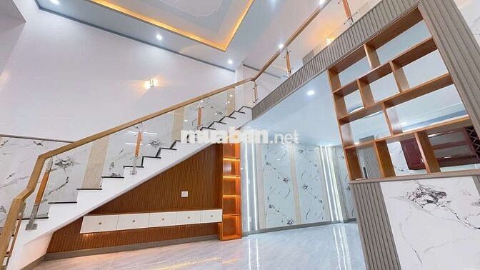 nhà mặt tiền kinb doanh phường dĩ an - tp hcm 