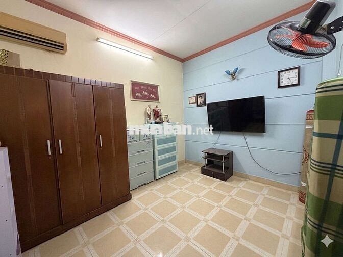 ANH CHỊ VỪA Ở VỪA KD NÊN LẤY CĂN NÀY Ạ, MT ĐHT 11 (5X20) GIÁ HƠN 9TỶ 