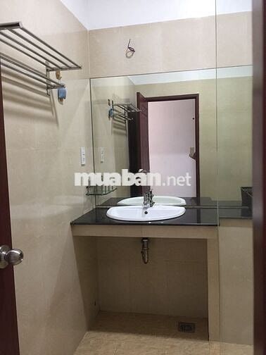 Chính chủ cho thuê nhà-gần chợ Bình Triệu, QL13
