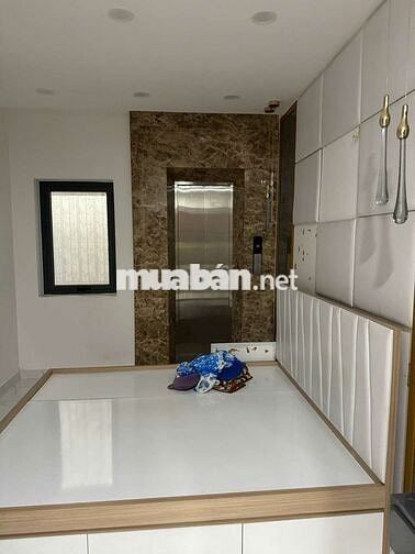Nhà Mặt Tiền 4,5x18 3lầu 4pn 5wc Thang Máy 