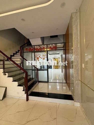 Nhà Mặt Tiền 4,5x18 3lầu 4pn 5wc Thang Máy 