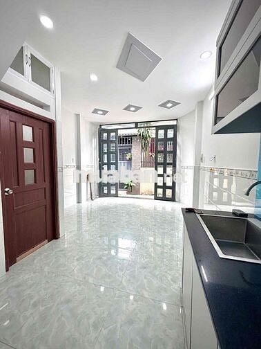 Giá 3.65 - Nguyễn Sơn 35m2(3.5x10), 4 tầng, Gộp Bank, Tân Phú