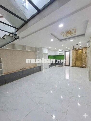 CHO THUÊ NHÀ HIỆP THÀNH GẦN TRƯỜNG VÕ TRƯỜNG TOẢN có thang máy
